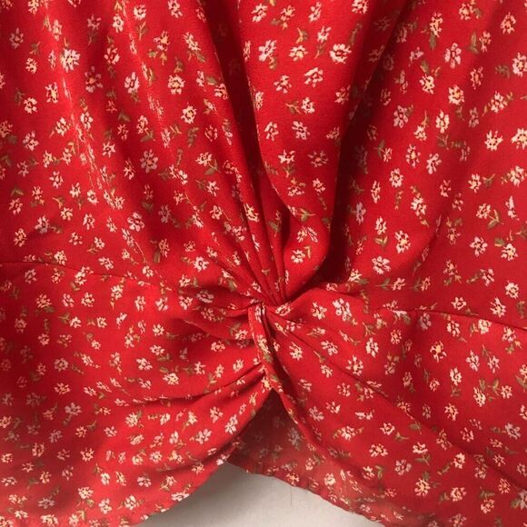 hippie rose thin strap red top dainty flowers size m cottage core farm country - Picture 2 of 9